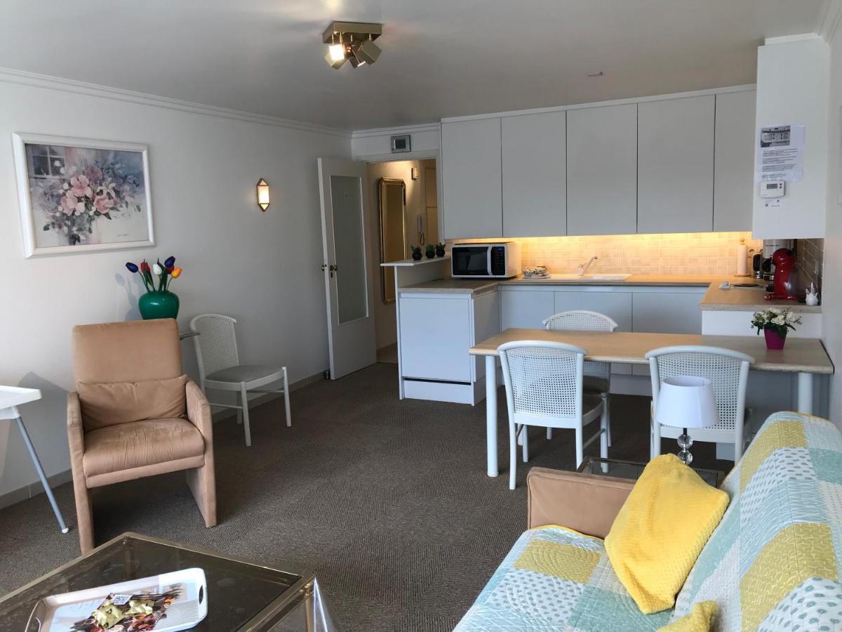 Zonnige Studio Mermoz Koksijde-Bad Екстериор снимка
